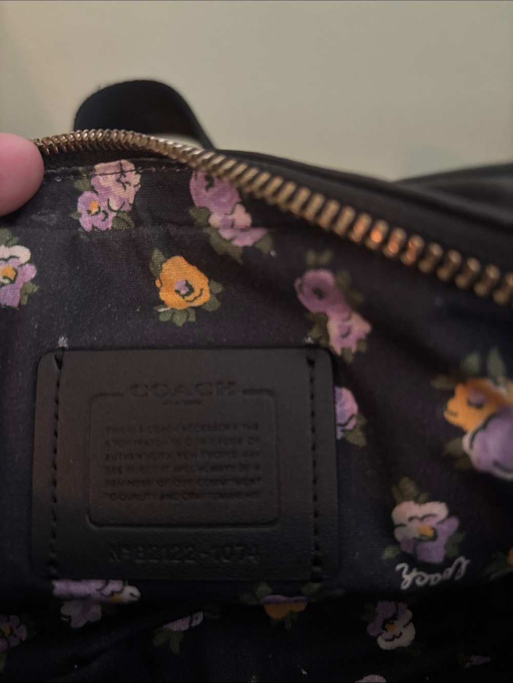 Coach women’s belt bag - Picture 4 of 4